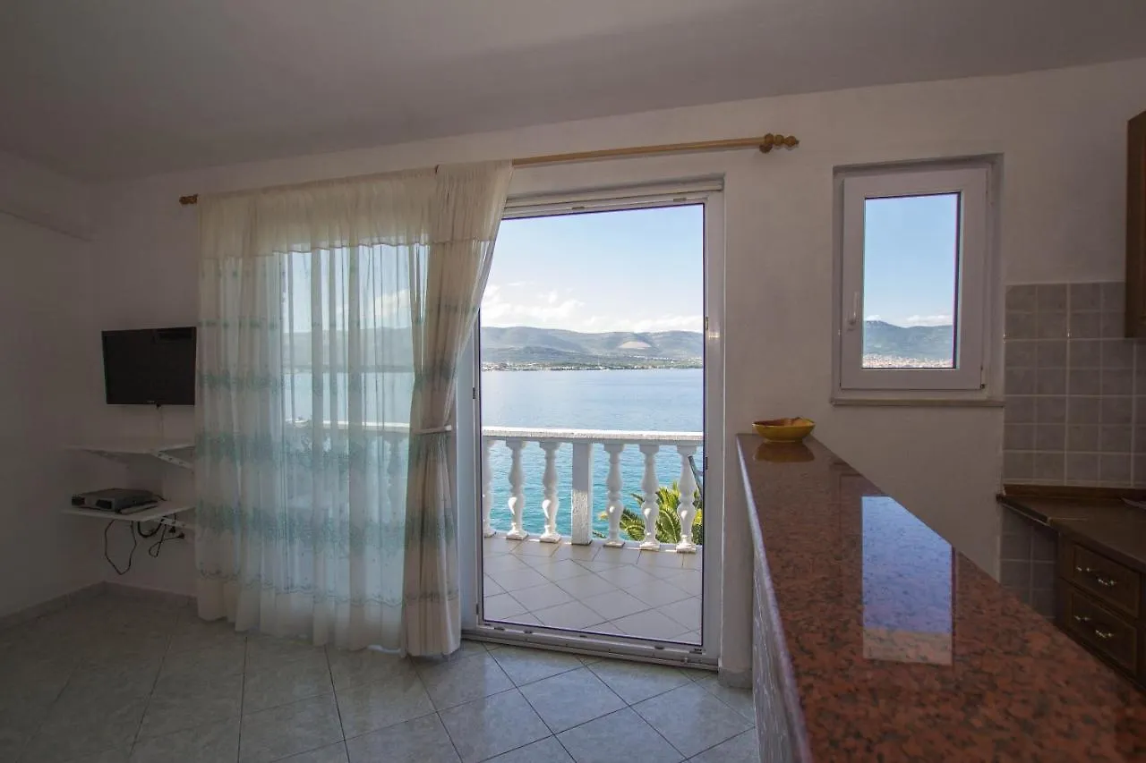 Apartments More Trogir