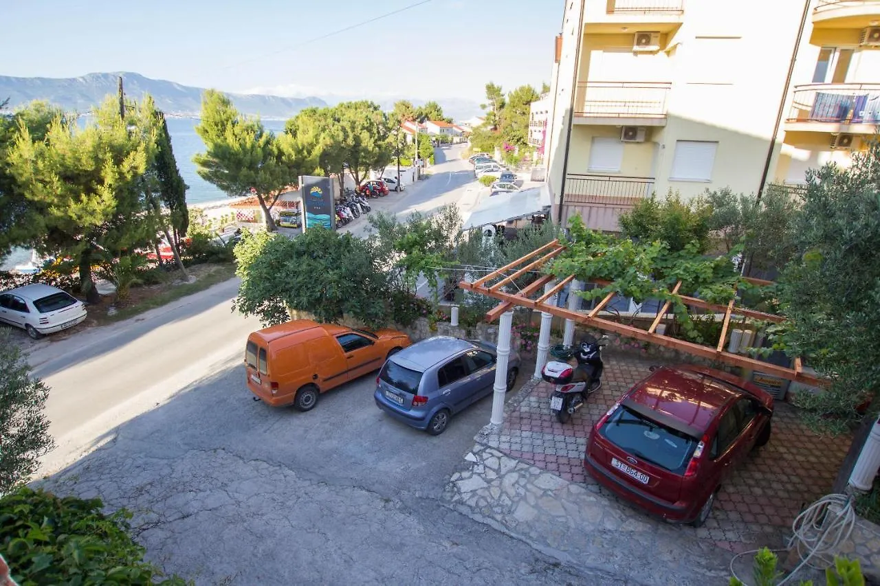 Apartments More Trogir