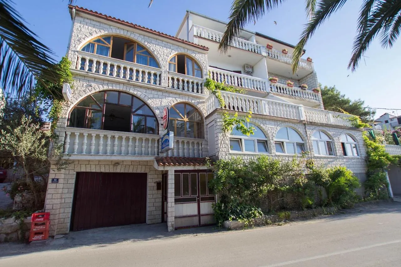 Apartments More Trogir