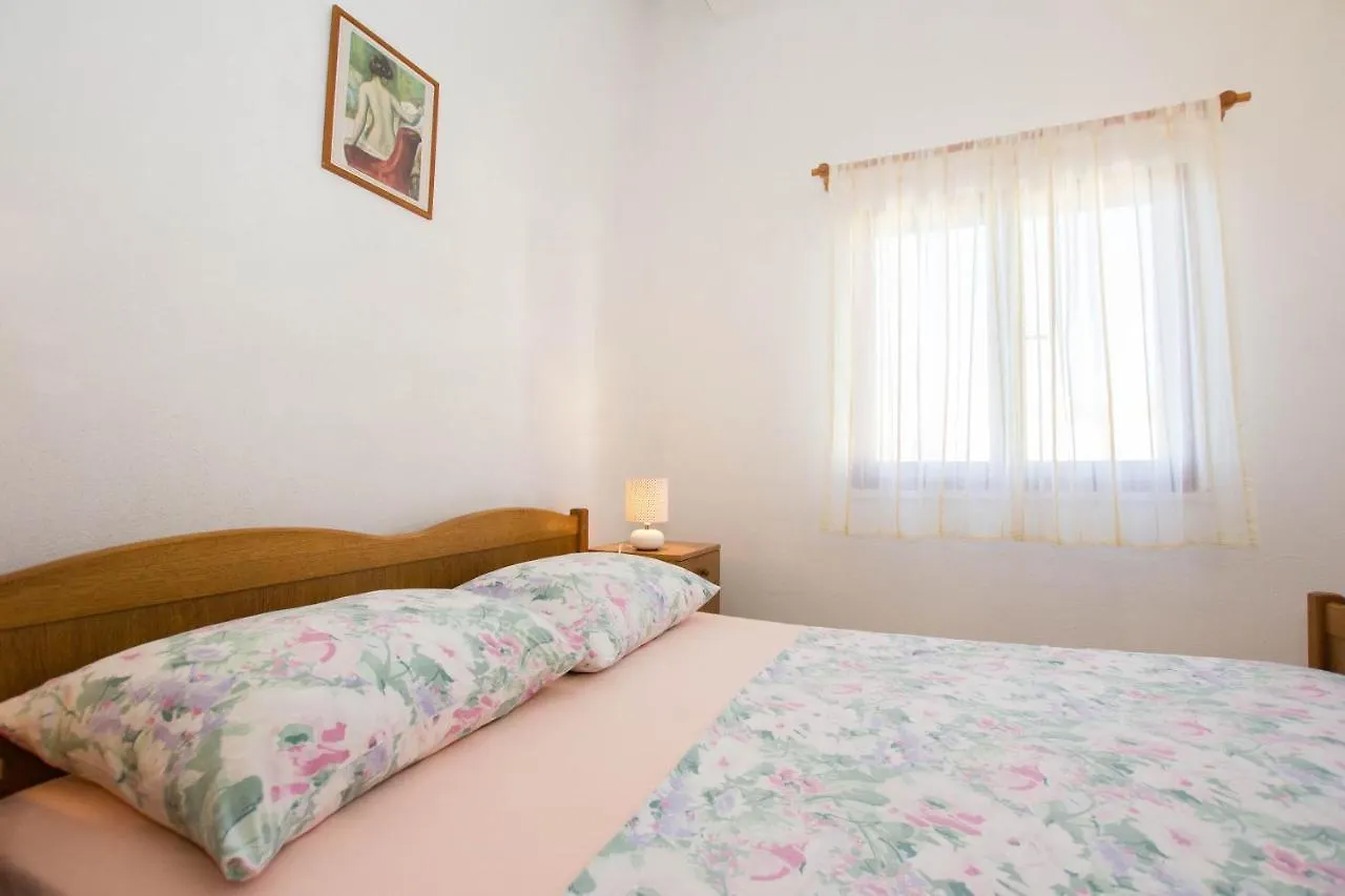 Apartments More Trogir
