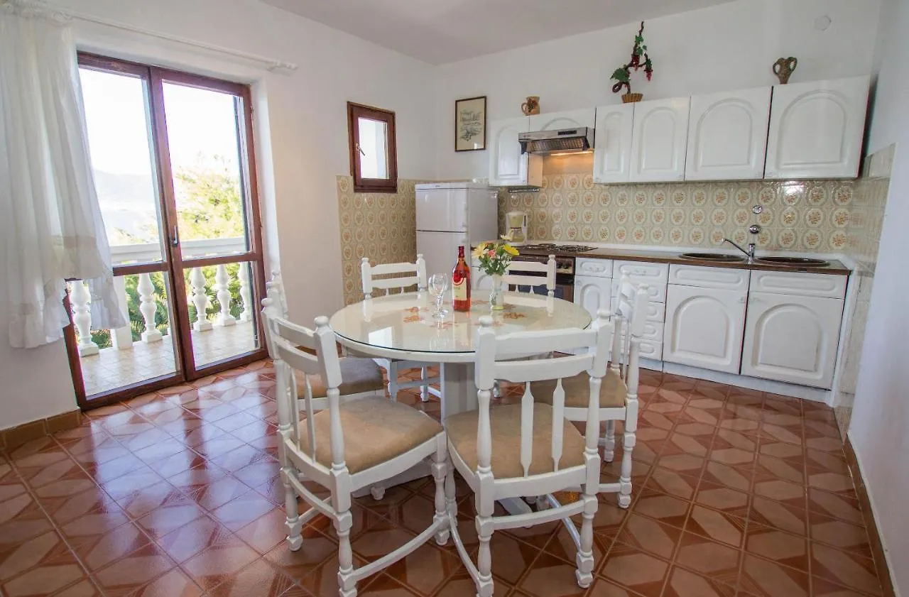 Apartments More Trogir