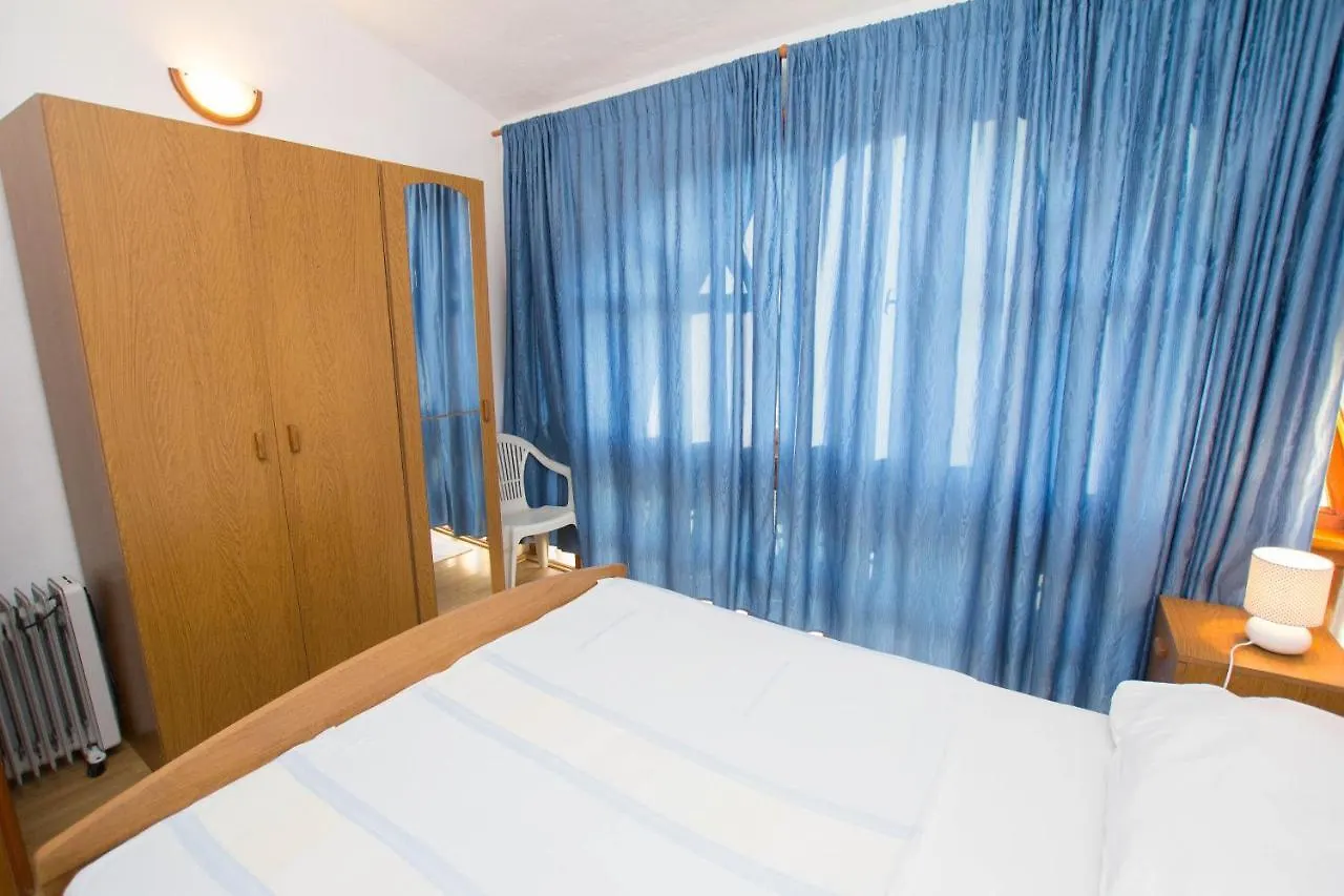 Apartments More Trogir